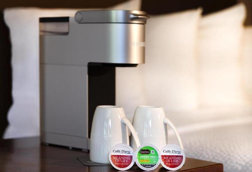 Silver Cloud Hotel   Seattle University Of Washington District