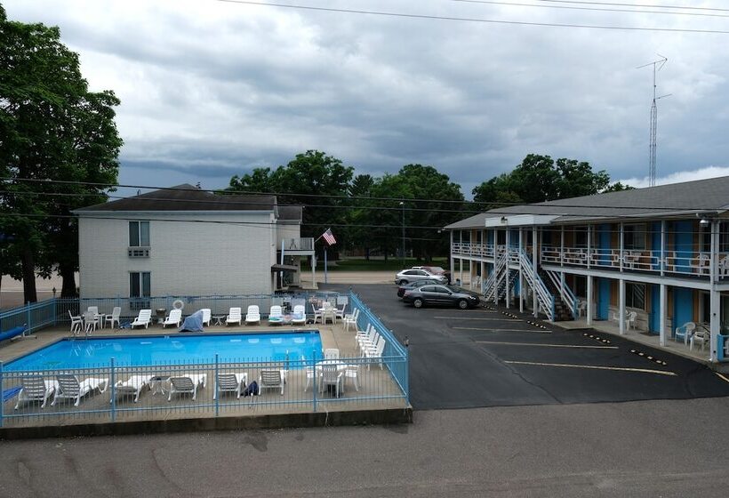 Starlite Motel
