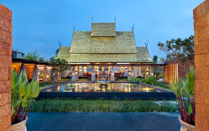 استراحتگاه Avani+ Mai Khao Phuket Suites