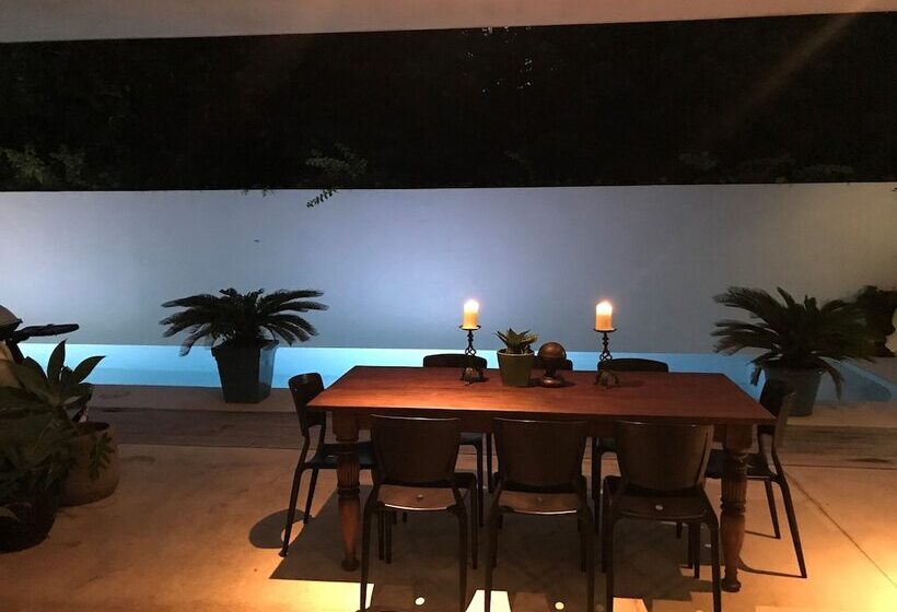 Coast Cook Islands   3 Bedroom Beachfront Pool Villa