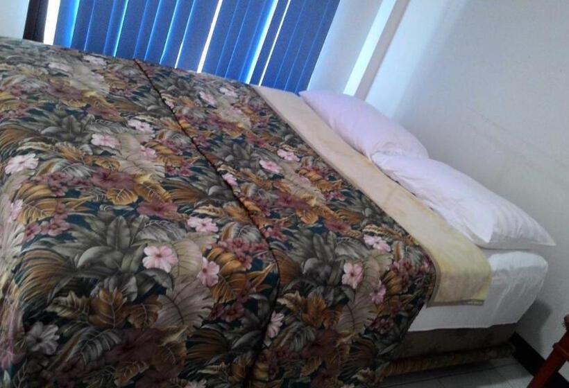 S & C Hotel Suites & Apartment