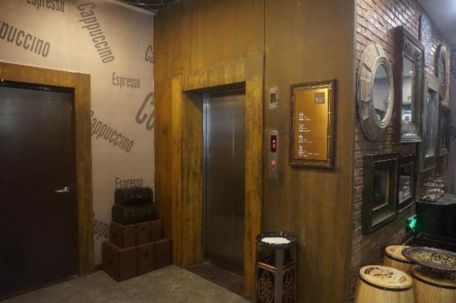 Отель James Joyce Coffetel Shijiazhuang Railway Station