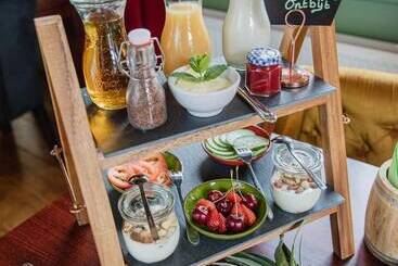 تختخواب و صبحانه Buiten Gewoon   Gewoon Buiten