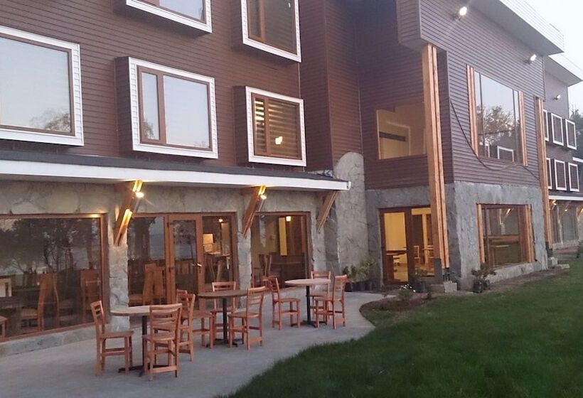 فندق Lodge Las Cascadas