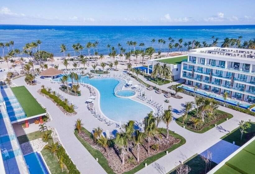 Serenade Punta Cana Beach & Spa Resort