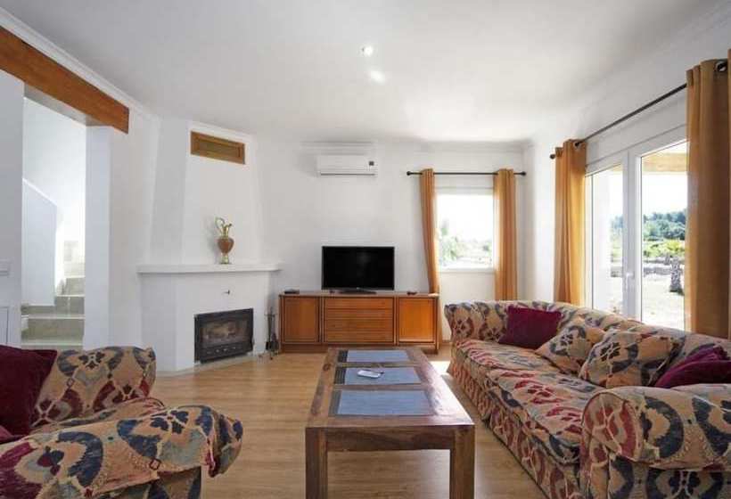 Casa Blanca Monty S