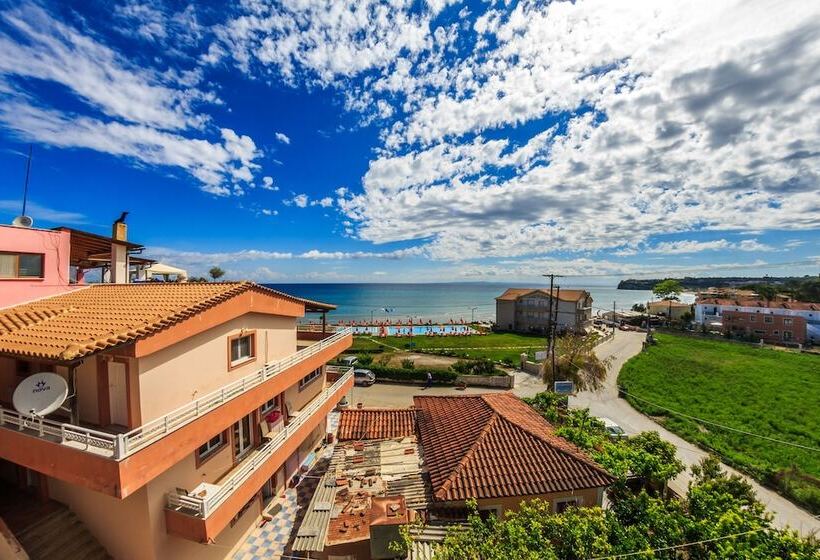 هتل Porto Planos Beach