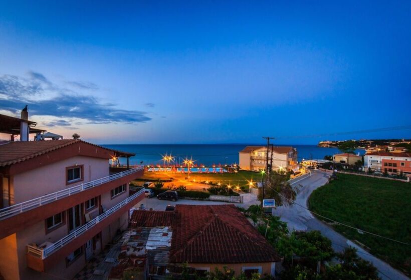 هتل Porto Planos Beach