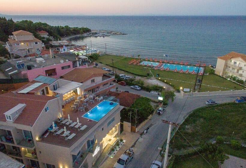هتل Porto Planos Beach