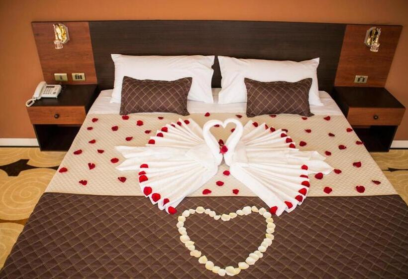 هتل Pairumani
