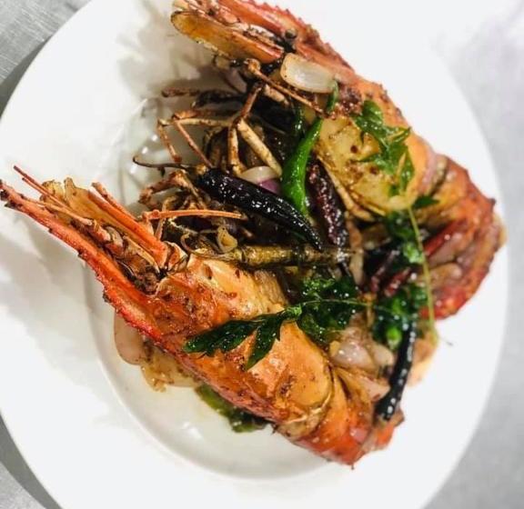 فندق Luxury Inn Matale