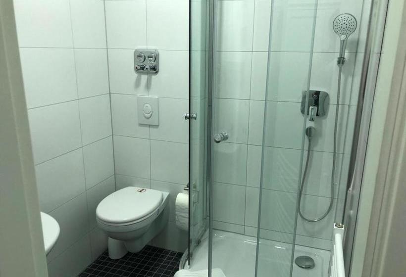 هتل Apartments & Rooms Bad Soden