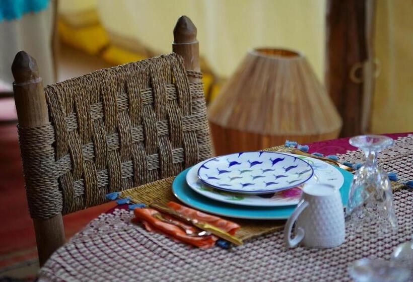 پانسیون Dar Tawarta Guest House Dakhla