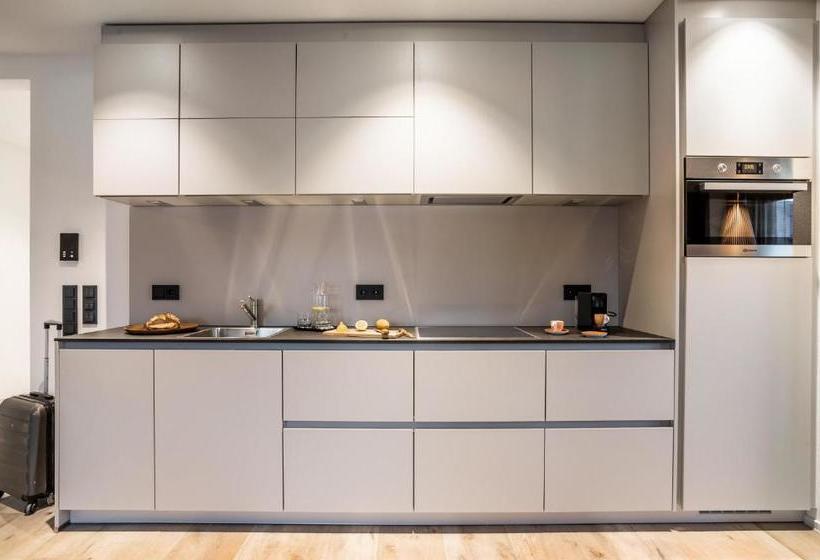 Primera Apartments
