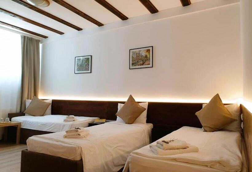 تختخواب و صبحانه Confort Inn