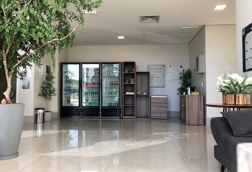 בית מלון כפרי Sleep Inn Paulinia