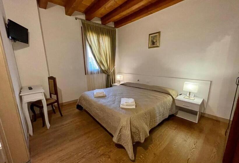 پانسیون Agriturismo Vecio Portico