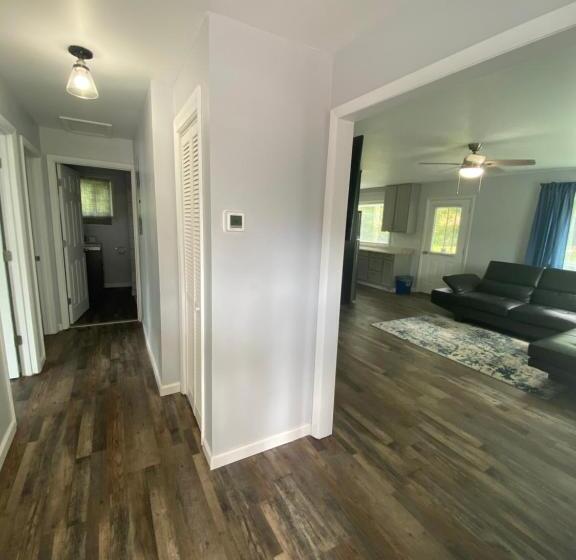 هتل Veda Inn & Cottages