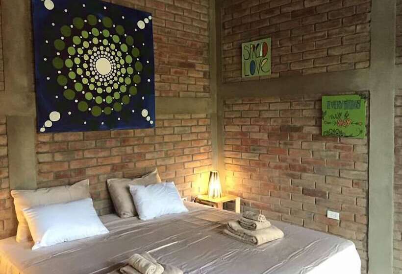 Isla Encantada   Hostel