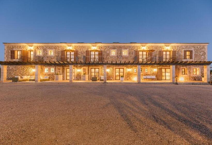 مبيت وإفطار La Farm Baleares