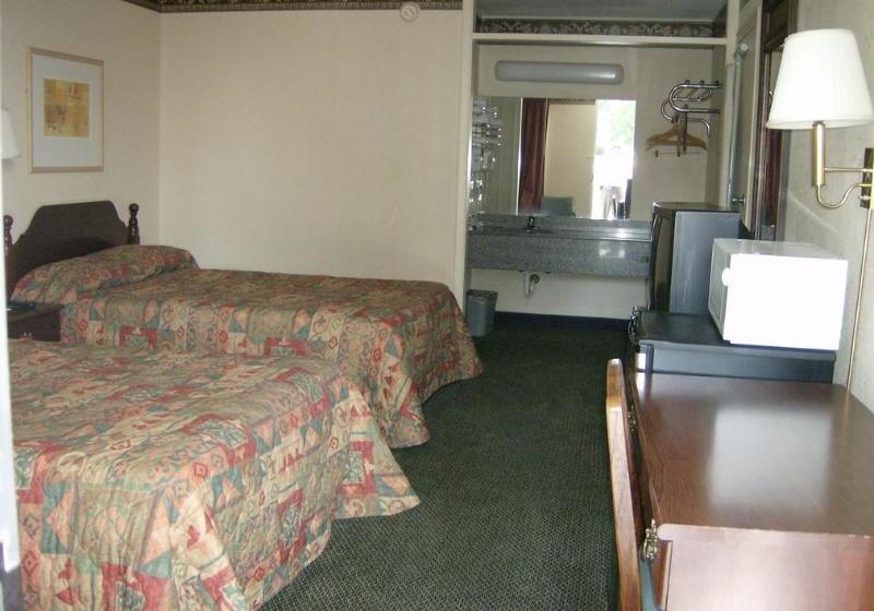 هتل Americas Best Value Inn Shelbyville