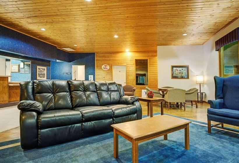 فندق Baymont Inn Baldwin