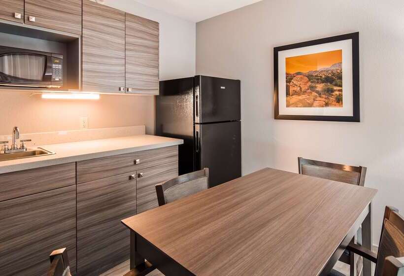 هتل Best Western Plus Sun Canyon