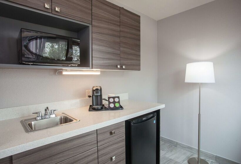 هتل Best Western Plus Sun Canyon