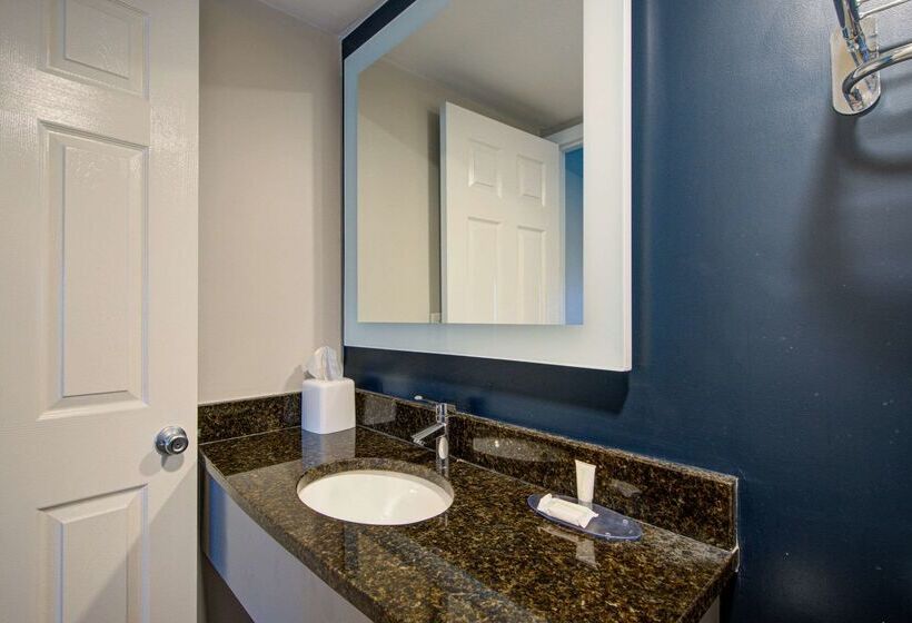 فندق Clarion Pointe Tampa Brandon Near Fairgrounds And Casino