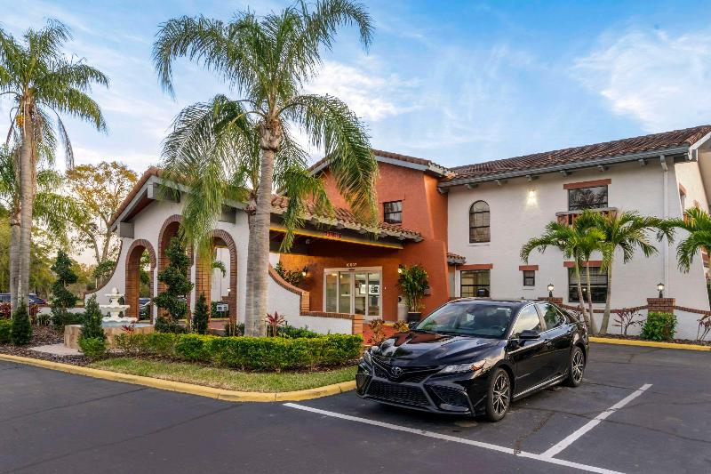 فندق Clarion Pointe Tampa Brandon Near Fairgrounds And Casino