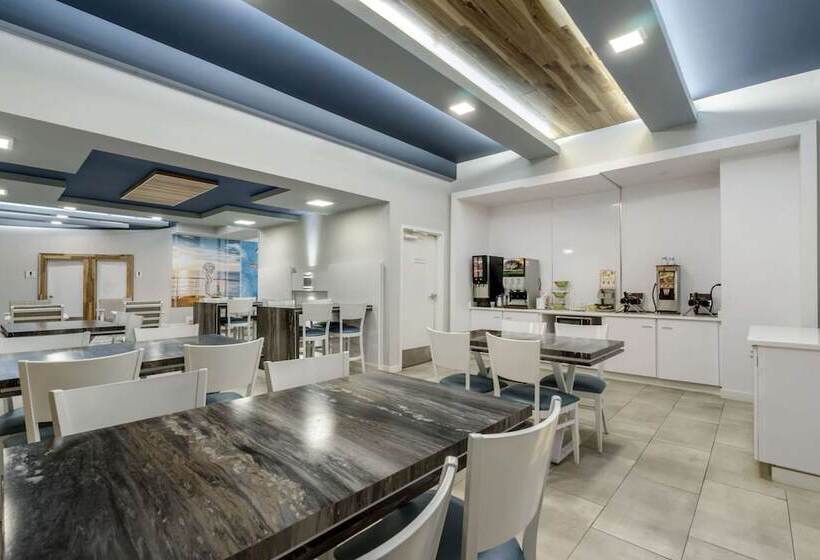 فندق Clarion Pointe Tampa Brandon Near Fairgrounds And Casino