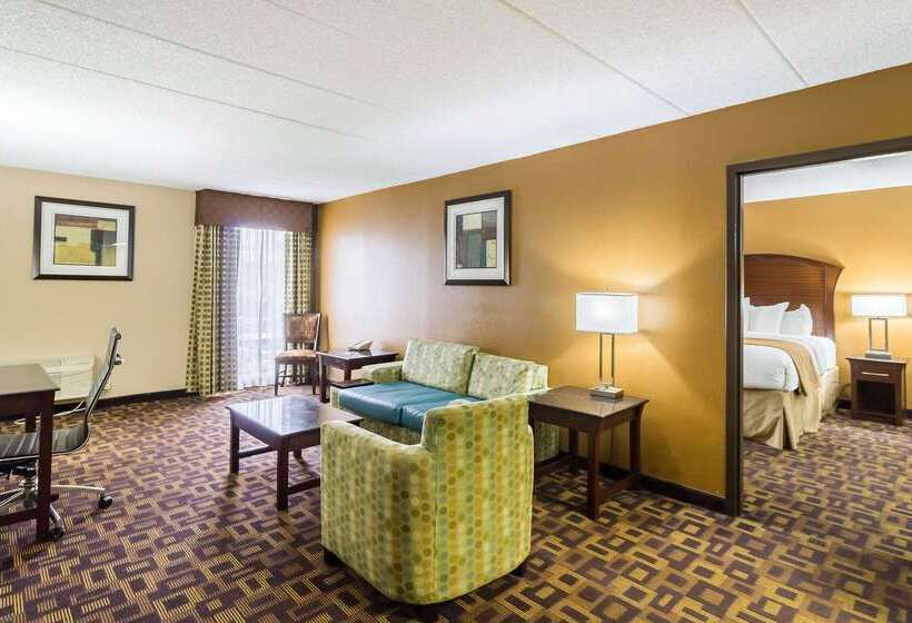 בית מלון כפרי Quality Inn & Suites Arden Hills   Saint Paul North