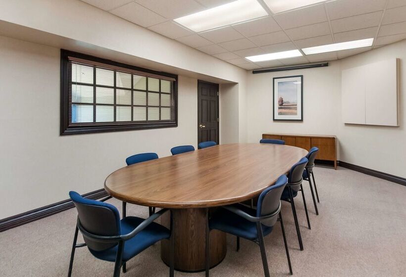 هتل Sonesta Es Suites Dulles Airport