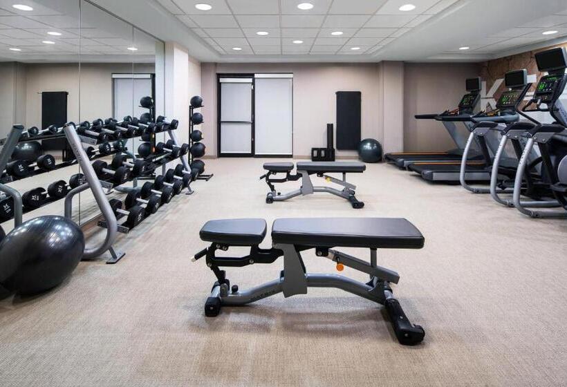 هتل Springhill Suites Houston Hobby Airport