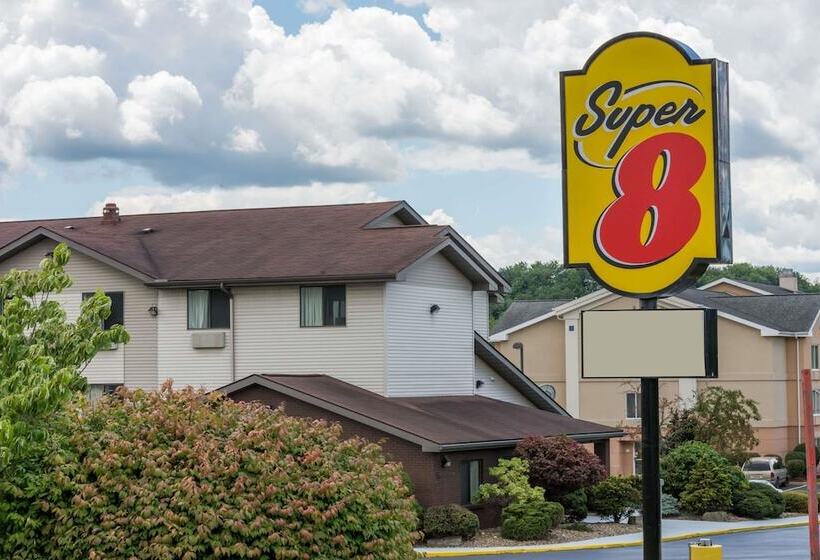 هتل Super 8 By Wyndham New Stanton