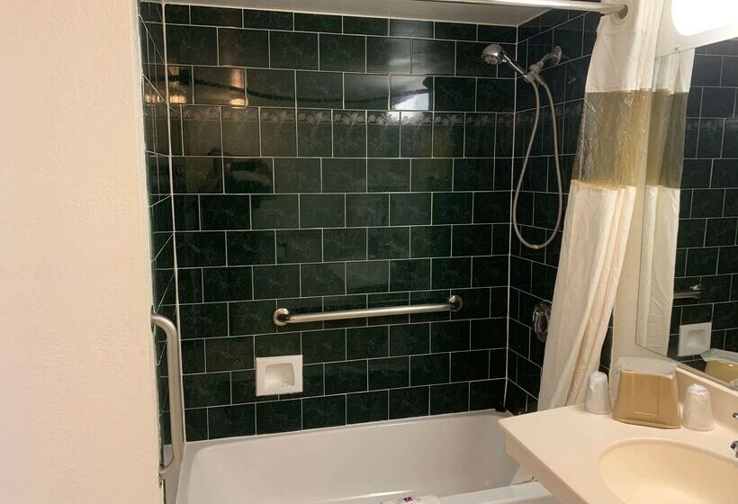 Motel 6  Franklin, Oh