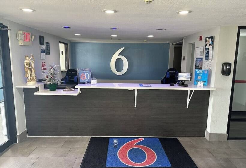 Motel 6  Franklin, Oh