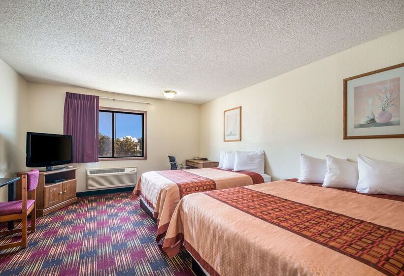 汽车旅馆  Americas Best Value Inn & Suites Harrisonville