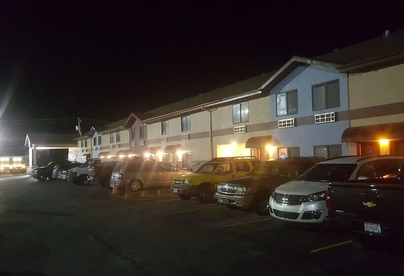 汽车旅馆  Americas Best Value Inn & Suites Harrisonville