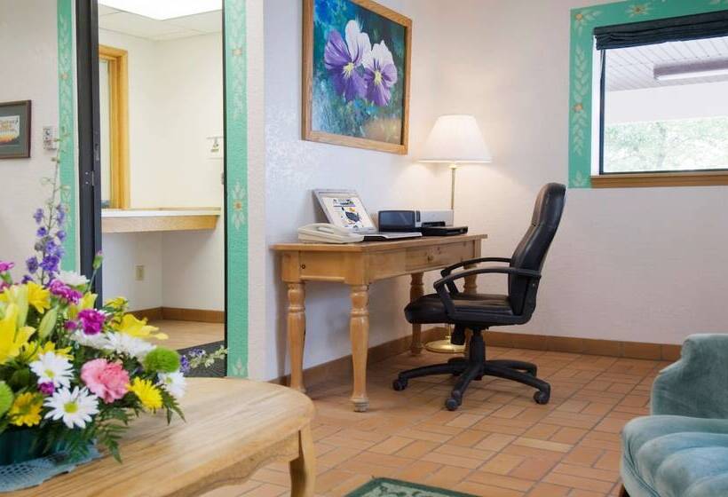 Мотель Americas Best Value Inn Torrington