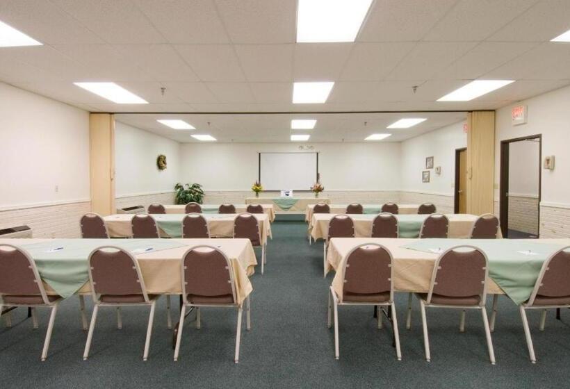 汽车旅馆  Americas Best Value Inn Torrington