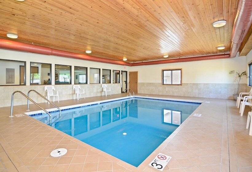 مُتل Amerivu Inn And Suites   Hayward Wi