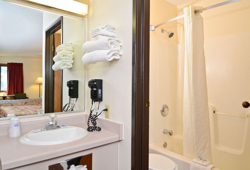 مُتل Amerivu Inn And Suites   Hayward Wi