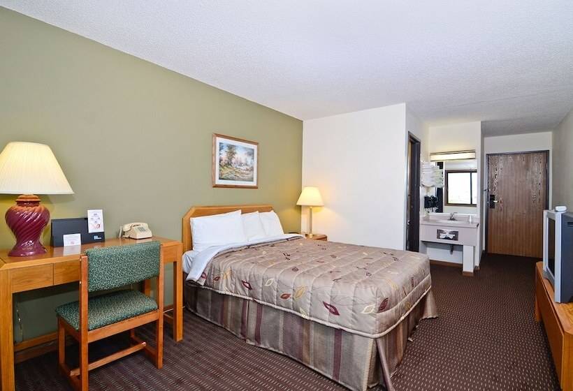 مُتل Amerivu Inn And Suites   Hayward Wi