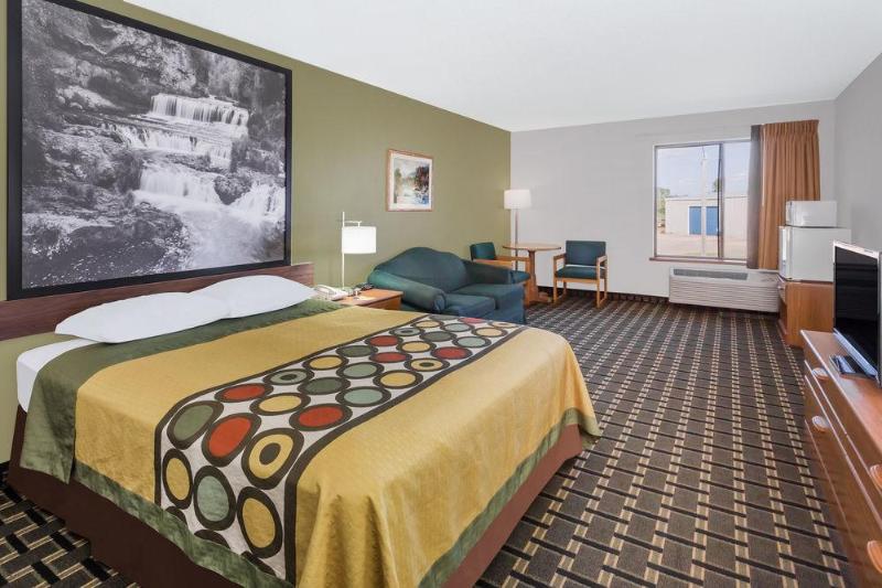 Мотель Americinn By Wyndham Columbus Wisconsin