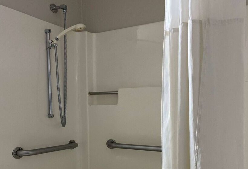 مُتل Days Inn By Wyndham Brunswick Bath Area
