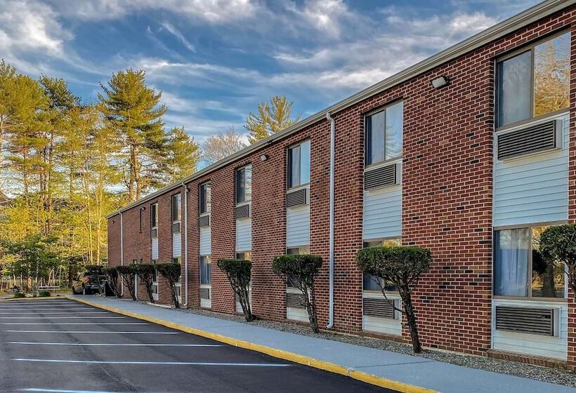 مُتل Days Inn By Wyndham Brunswick Bath Area