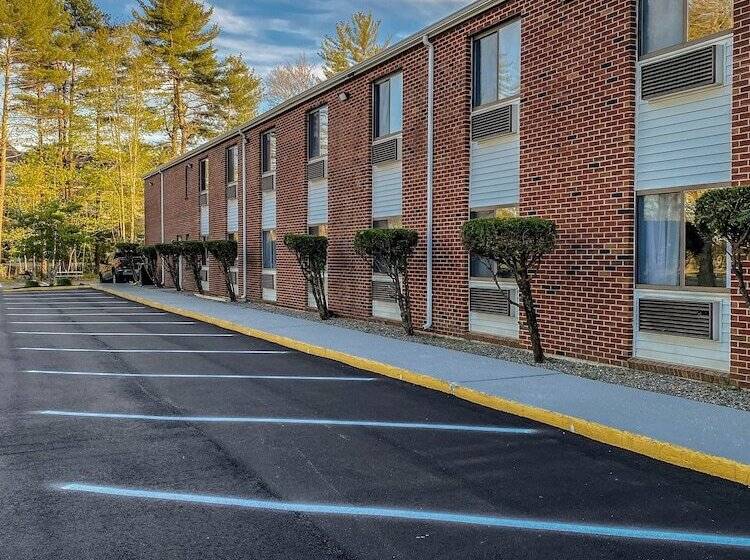مُتل Days Inn By Wyndham Brunswick Bath Area
