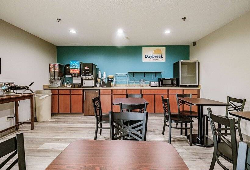 مُتل Days Inn By Wyndham Brunswick Bath Area