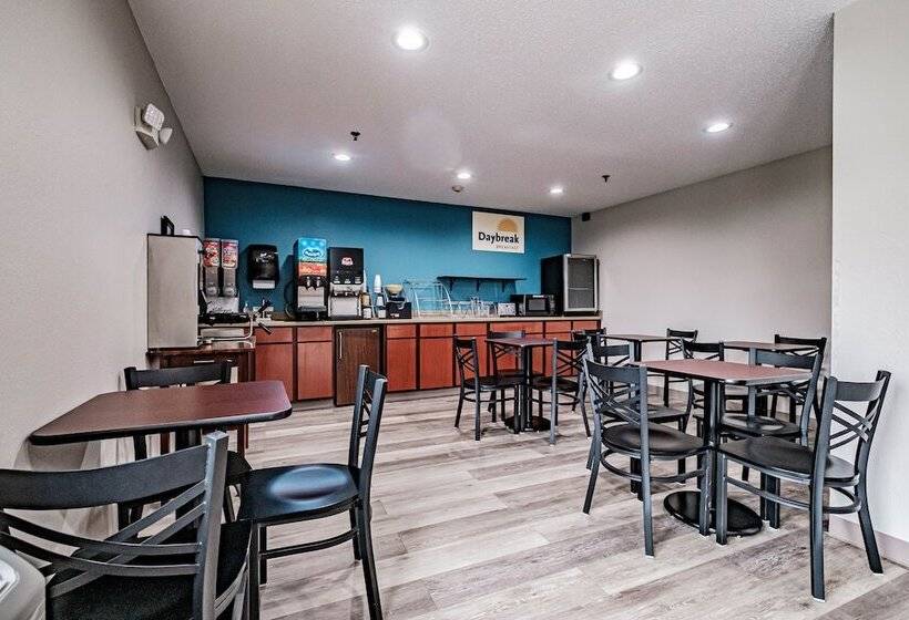 مُتل Days Inn By Wyndham Brunswick Bath Area